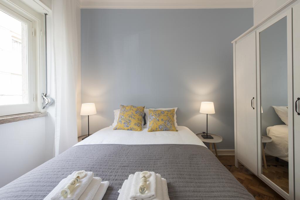 Apartamento Junto A Fonte Luminosa Lisbon Exterior photo